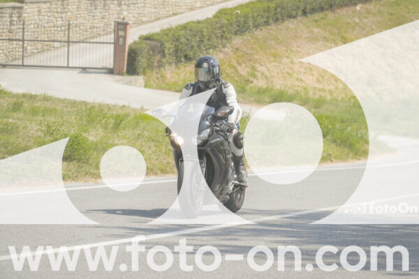 <h1 class="product-title">thumb_FF102463</h1>
