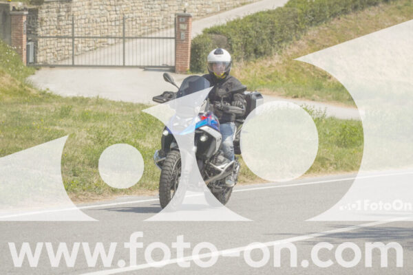 <h1 class="product-title">thumb_FF102493</h1>