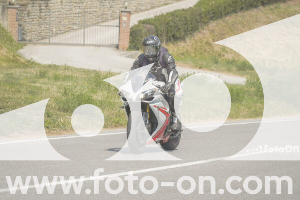 <h1 class="product-title">thumb_FF102555</h1>