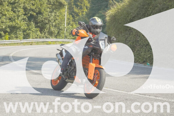 <h1 class="product-title">thumb_FF102667</h1>