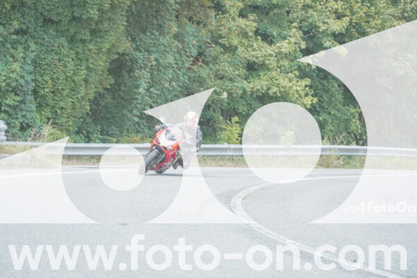 <h1 class="product-title">thumb_FF103814</h1>