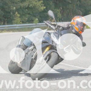 thumb_FF103850