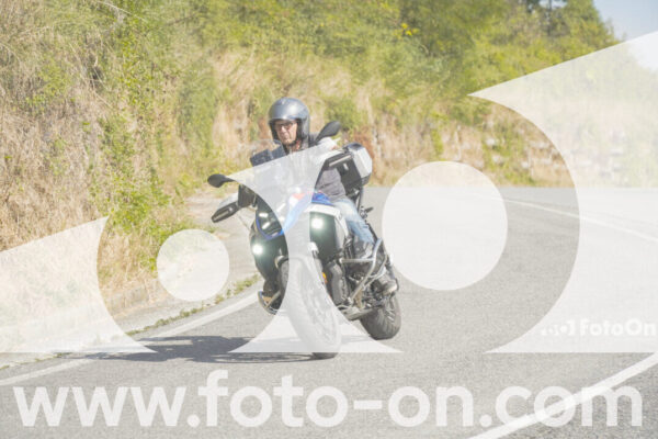<h1 class="product-title">thumb_FF103994</h1>