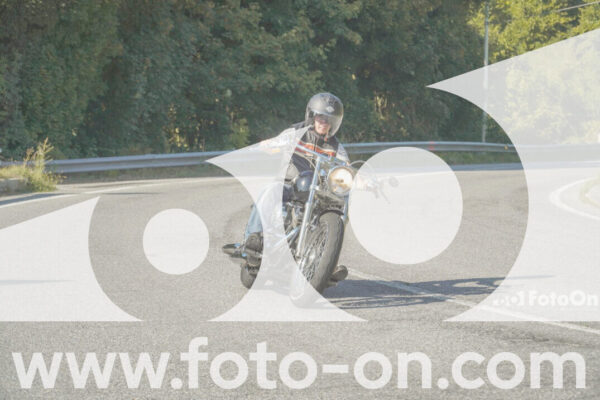 <h1 class="product-title">thumb_FF104038</h1>
