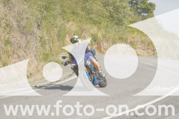 <h1 class="product-title">thumb_FF104045</h1>