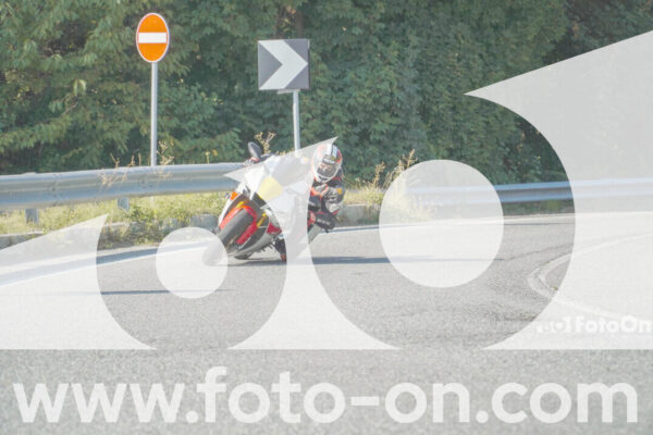 <h1 class="product-title">thumb_FF104061</h1>