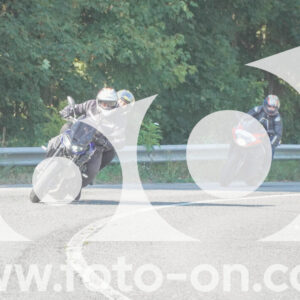 thumb_FF104072