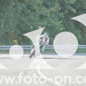 thumb_FF104077
