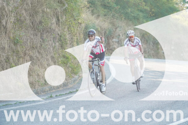 <h1 class="product-title">thumb_FF104086</h1>