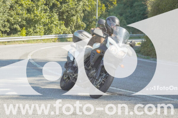 <h1 class="product-title">thumb_FF104151</h1>