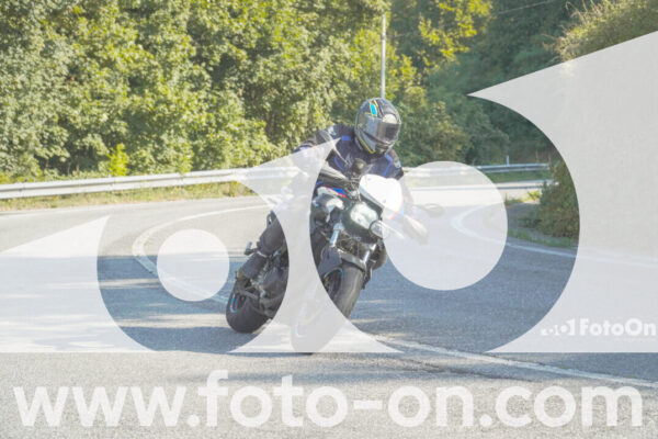<h1 class="product-title">thumb_FF104166</h1>