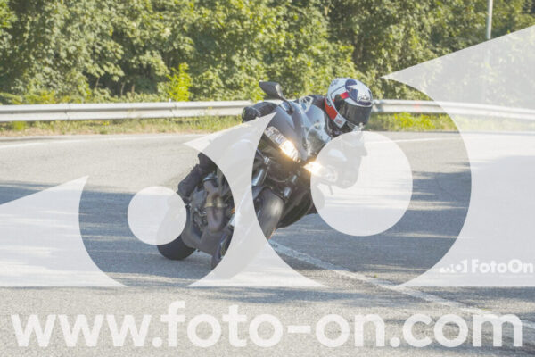 <h1 class="product-title">thumb_FF104178</h1>