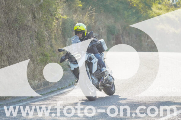 <h1 class="product-title">thumb_FF104182</h1>