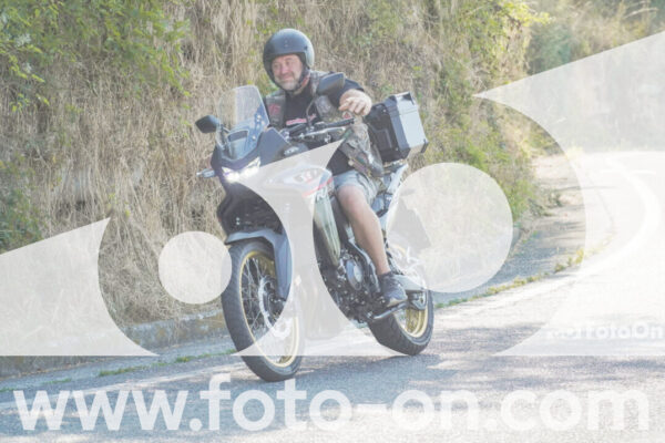 <h1 class="product-title">thumb_FF104209</h1>