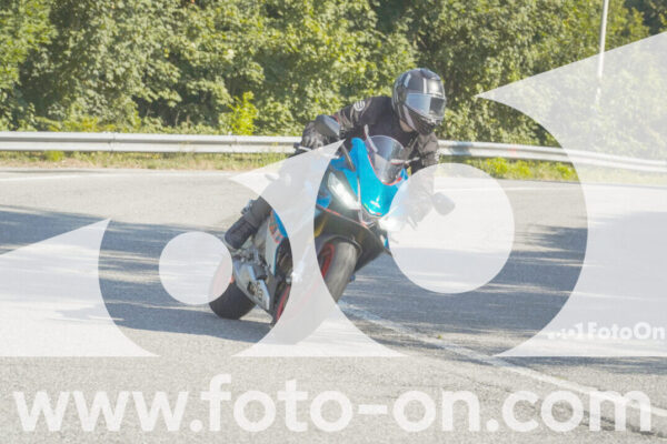 <h1 class="product-title">thumb_FF104211</h1>