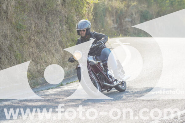 <h1 class="product-title">thumb_FF104217</h1>