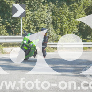 thumb_FF104235