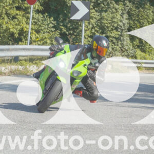 thumb_FF104236