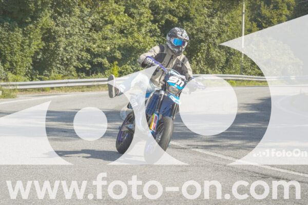 <h1 class="product-title">thumb_FF104262</h1>
