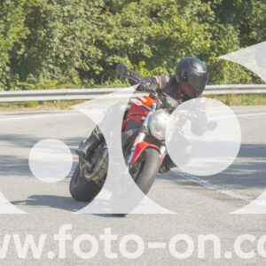thumb_FF104277