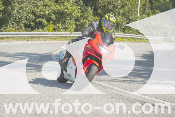 <h1 class="product-title">thumb_FF104285</h1>