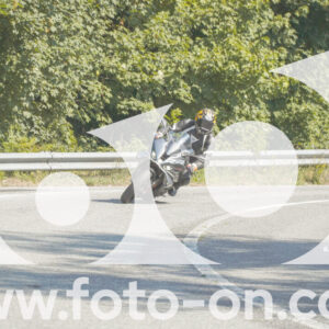 thumb_FF104307
