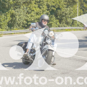 thumb_FF104330