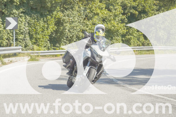 <h1 class="product-title">thumb_FF104334</h1>