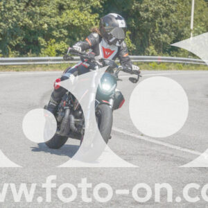 thumb_FF104485