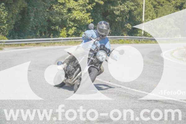 <h1 class="product-title">thumb_FF104597</h1>