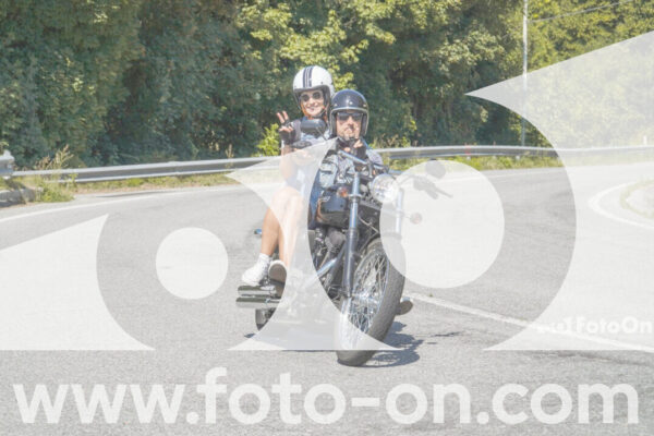 <h1 class="product-title">thumb_FF104629</h1>