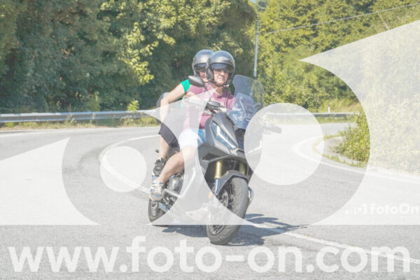 <h1 class="product-title">thumb_FF104666</h1>