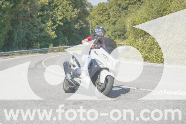 <h1 class="product-title">thumb_FF104667</h1>