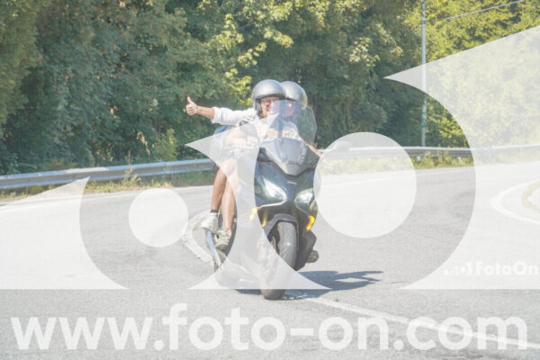 <h1 class="product-title">thumb_FF104682</h1>