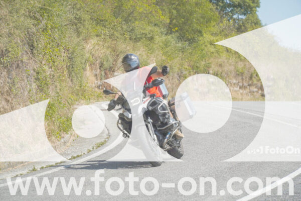 <h1 class="product-title">thumb_FF104683</h1>