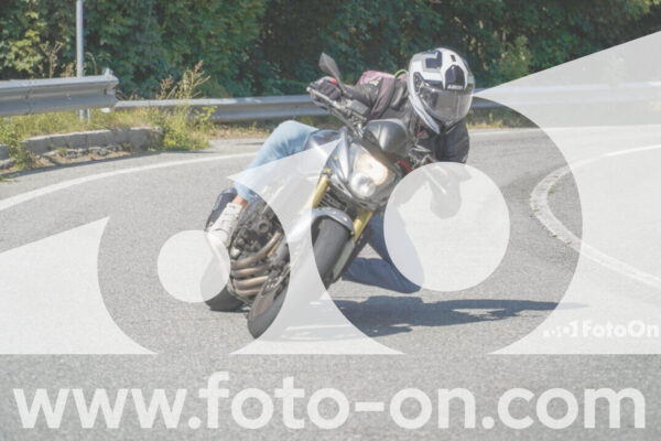 <h1 class="product-title">thumb_FF104705</h1>