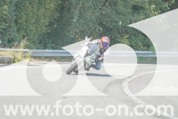 <h1 class="product-title">thumb_FF104755</h1>