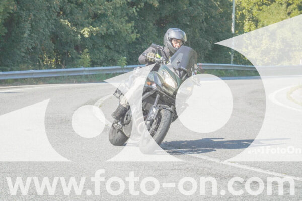 <h1 class="product-title">thumb_FF104877</h1>