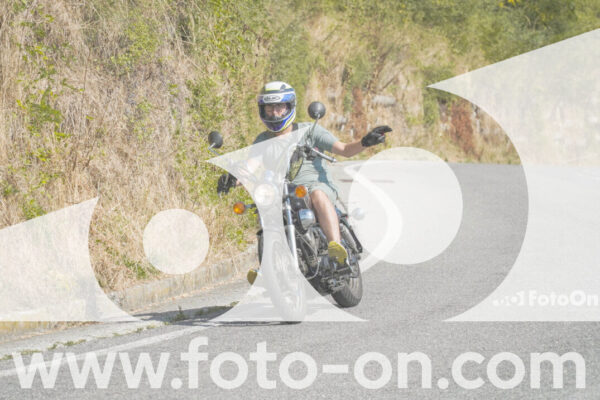 <h1 class="product-title">thumb_FF104880</h1>