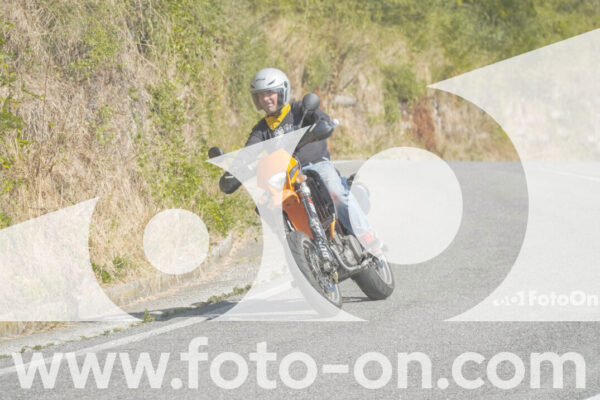 <h1 class="product-title">thumb_FF104901</h1>