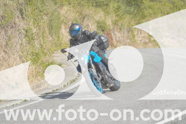 <h1 class="product-title">thumb_FF104902</h1>