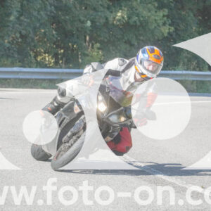thumb_FF104911