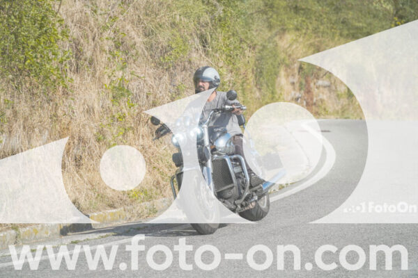 <h1 class="product-title">thumb_FF104947</h1>