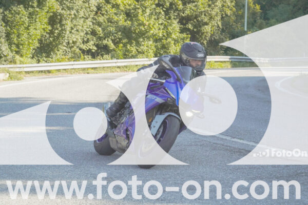 <h1 class="product-title">thumb_FF104985</h1>