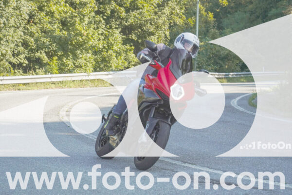 <h1 class="product-title">thumb_FF104992</h1>