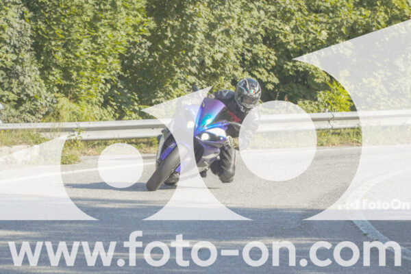 <h1 class="product-title">thumb_FF105035</h1>