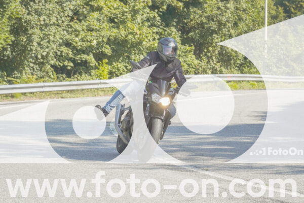 <h1 class="product-title">thumb_FF105105-1</h1>