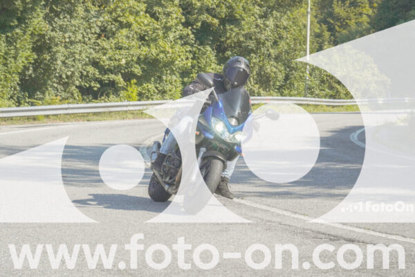 <h1 class="product-title">thumb_FF105132</h1>