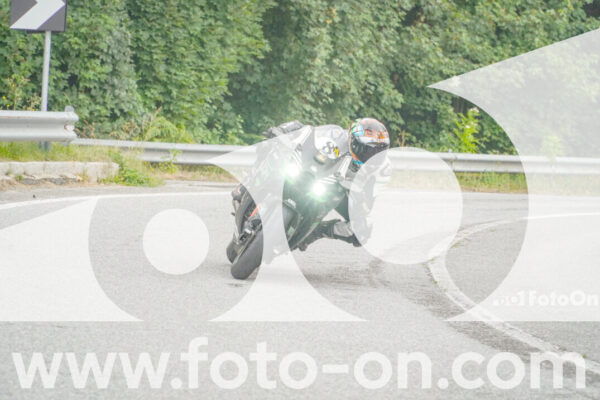 <h1 class="product-title">thumb_FF105189</h1>