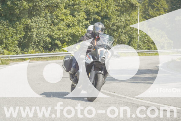 <h1 class="product-title">thumb_FF105231-1</h1>